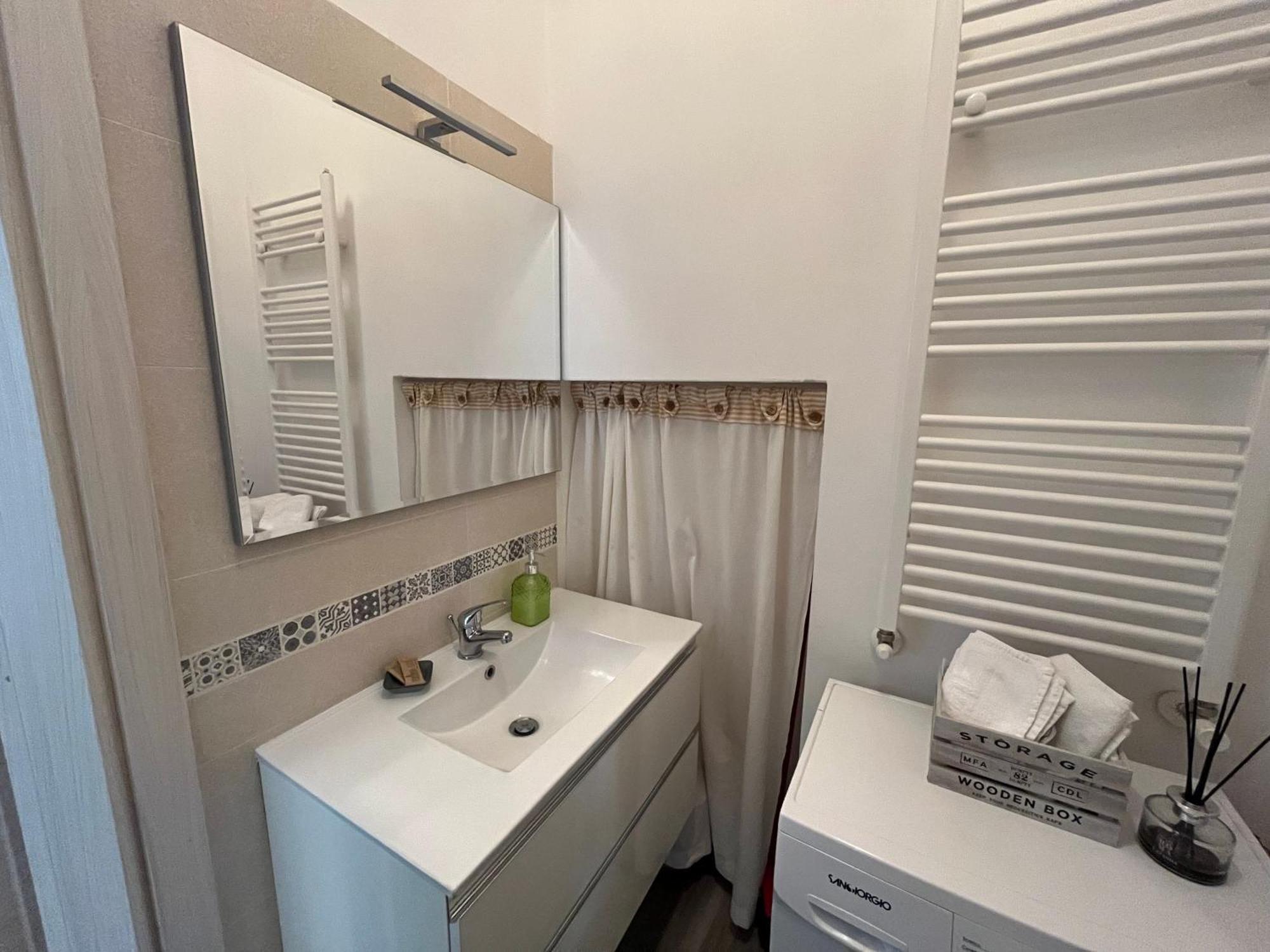 Domus Tuscia Apartments San Faustino Guesthouse ヴィテルボ エクステリア 写真